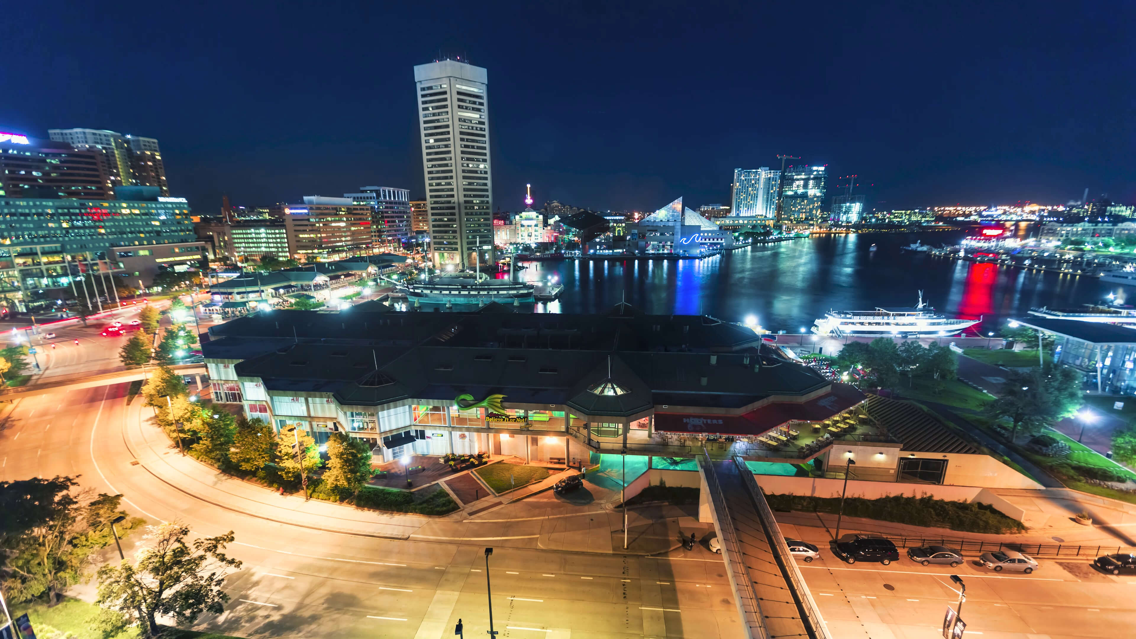 baltimore inner harbor at night